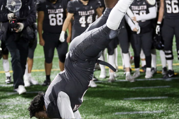 a Tualatin Sherwood 6A Oregon football semifinal November 17 2023 Dan Brood 33
